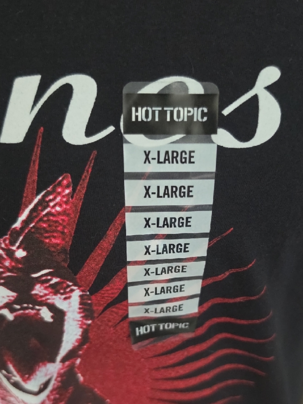 Brand NEW Hot Topic Black Tee with Red Graphic Cat Print - Picture 2 of 5